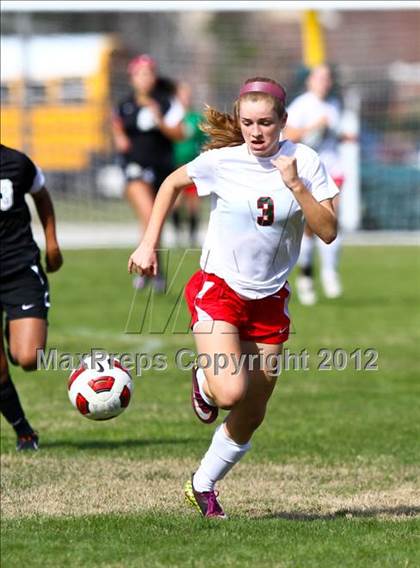 Thumbnail 1 in The Woodlands vs Cedar Ridge (TWHS Lady Highlander Invitational) photogallery.