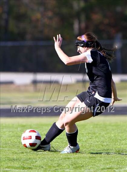 Thumbnail 2 in The Woodlands vs Cedar Ridge (TWHS Lady Highlander Invitational) photogallery.