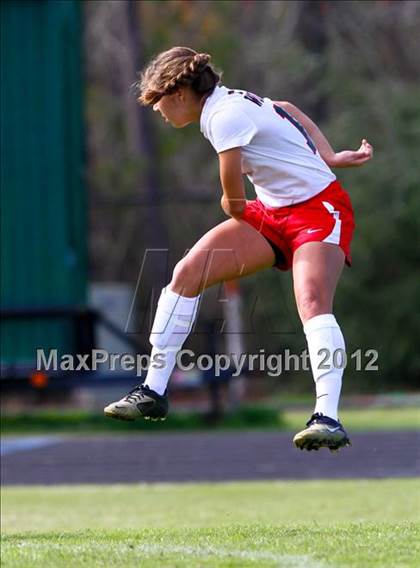 Thumbnail 3 in The Woodlands vs Cedar Ridge (TWHS Lady Highlander Invitational) photogallery.