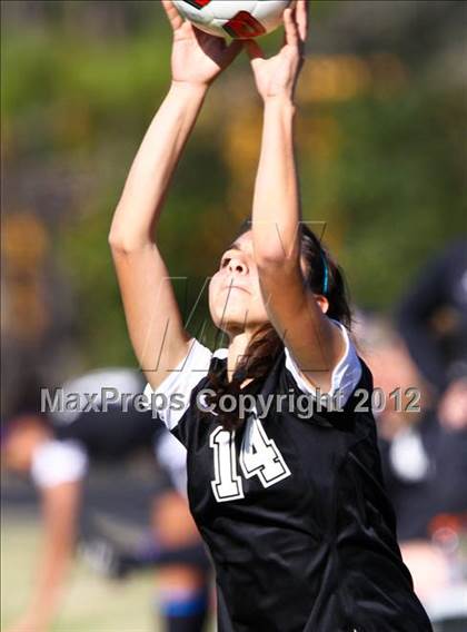 Thumbnail 3 in The Woodlands vs Cedar Ridge (TWHS Lady Highlander Invitational) photogallery.