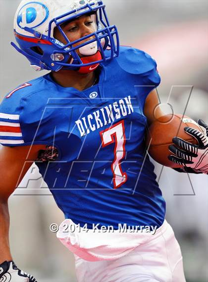 Thumbnail 3 in Cypress Ranch vs Dickinson (UIL 6A D1 Quarterfinal) photogallery.