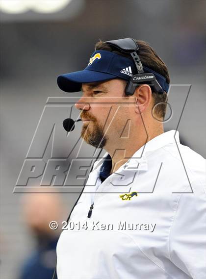 Thumbnail 3 in Cypress Ranch vs Dickinson (UIL 6A D1 Quarterfinal) photogallery.