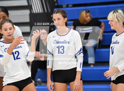 Thumbnail 2 in Village Christian vs. Chandler (Nike TOC Southwest) photogallery.