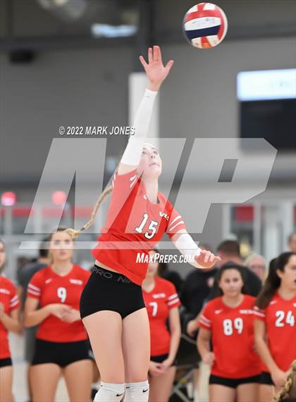 Thumbnail 1 in Village Christian vs. Chandler (Nike TOC Southwest) photogallery.