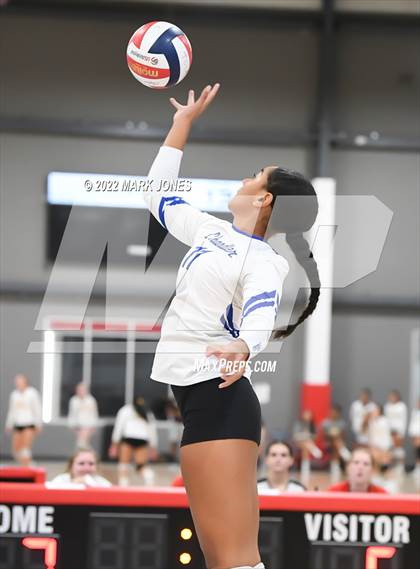 Thumbnail 1 in Village Christian vs. Chandler (Nike TOC Southwest) photogallery.