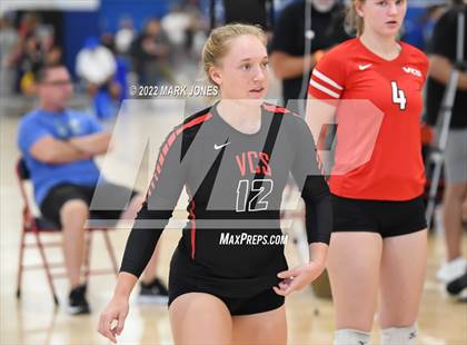 Thumbnail 1 in Village Christian vs. Chandler (Nike TOC Southwest) photogallery.