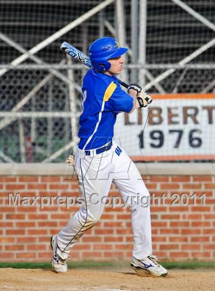 Thumbnail 1 in Libertyville vs. Warren photogallery.