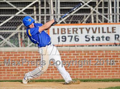 Thumbnail 1 in Libertyville vs. Warren photogallery.