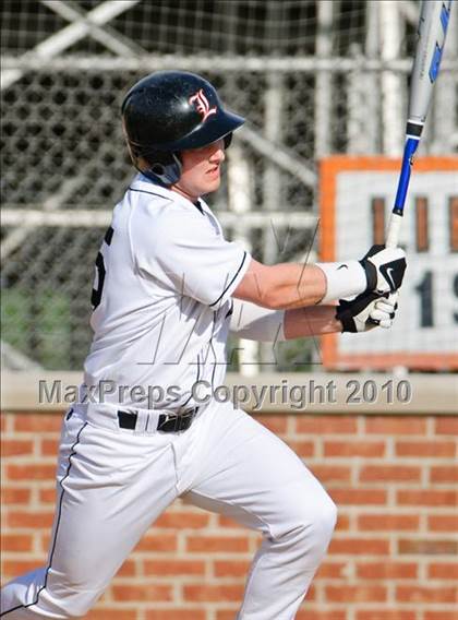 Thumbnail 2 in Libertyville vs. Warren photogallery.