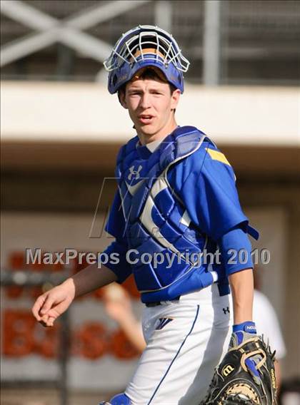 Thumbnail 1 in Libertyville vs. Warren photogallery.