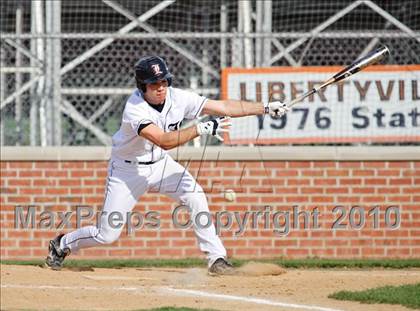 Thumbnail 2 in Libertyville vs. Warren photogallery.
