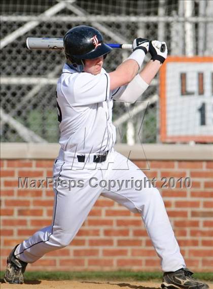 Thumbnail 1 in Libertyville vs. Warren photogallery.