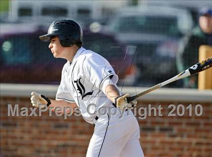 Thumbnail 1 in Libertyville vs. Warren photogallery.
