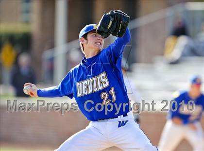 Thumbnail 2 in Libertyville vs. Warren photogallery.
