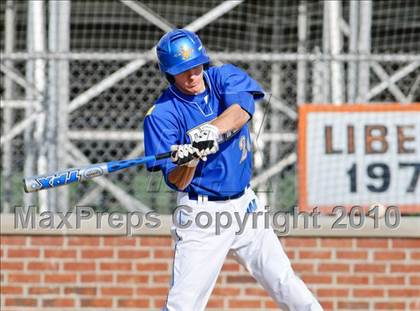 Thumbnail 2 in Libertyville vs. Warren photogallery.