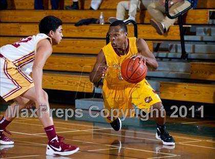 Thumbnail 3 in Ocean View vs Clovis West (Santa Barbara Holiday Classic) photogallery.