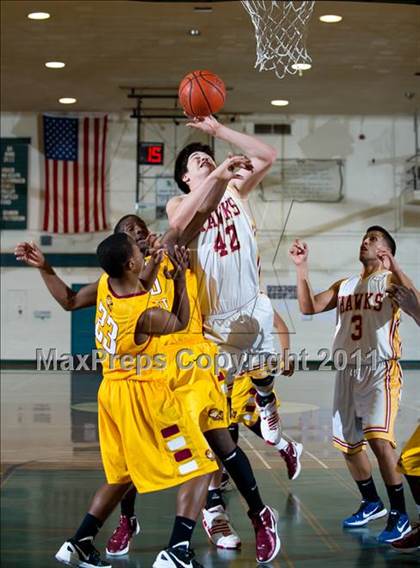 Thumbnail 3 in Ocean View vs Clovis West (Santa Barbara Holiday Classic) photogallery.