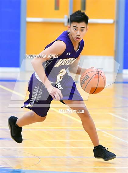 Thumbnail 2 in Greenway vs. Sunrise Mountain (Sunnyslope Hoopsgiving Tournament) photogallery.