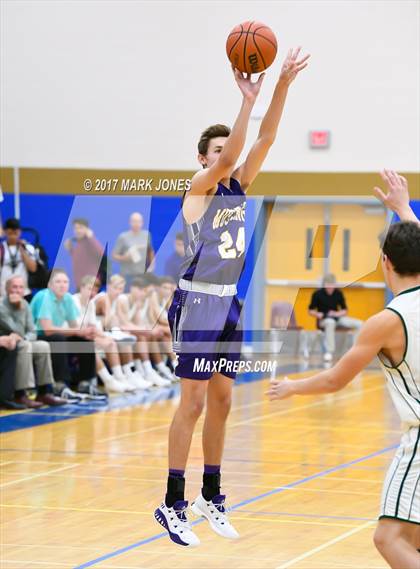 Thumbnail 1 in Greenway vs. Sunrise Mountain (Sunnyslope Hoopsgiving Tournament) photogallery.