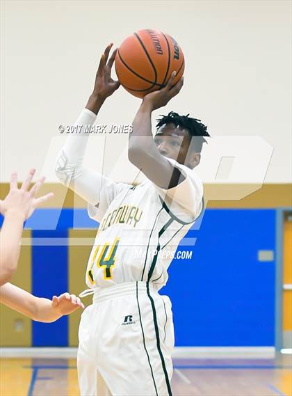 Thumbnail 2 in Greenway vs. Sunrise Mountain (Sunnyslope Hoopsgiving Tournament) photogallery.