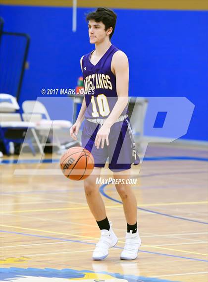 Thumbnail 3 in Greenway vs. Sunrise Mountain (Sunnyslope Hoopsgiving Tournament) photogallery.