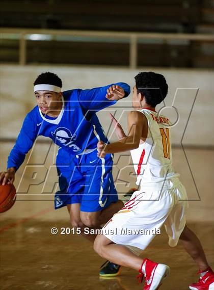 Thumbnail 1 in Taft vs El camino real (Beverly Hills 75th Sax Elliot Tournament) photogallery.