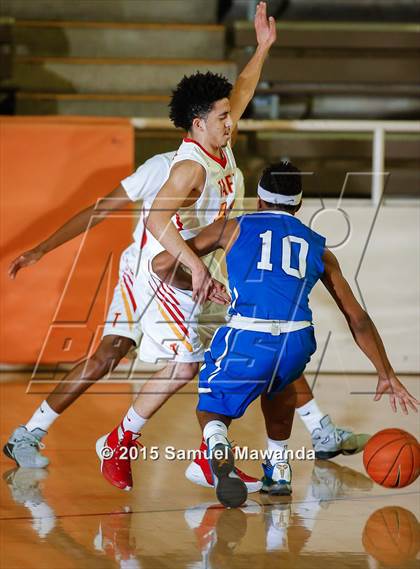 Thumbnail 1 in Taft vs El camino real (Beverly Hills 75th Sax Elliot Tournament) photogallery.