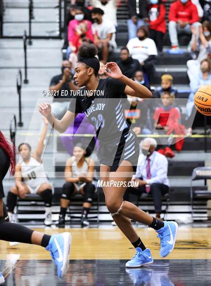 Thumbnail 2 in Lovejoy @ Carrollton (GHSA 6A Girls Semi-Final) photogallery.