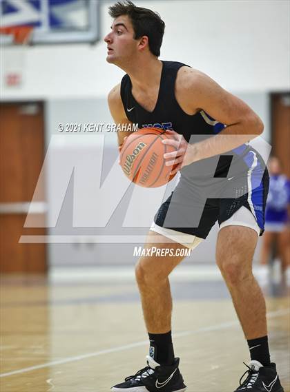 Thumbnail 2 in Pike @ Hamilton Southeastern photogallery.