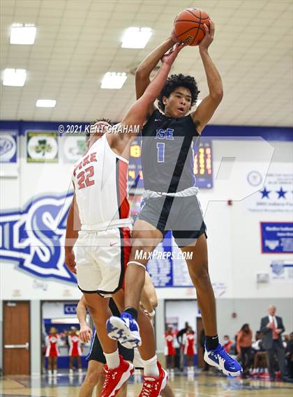 Thumbnail 1 in Pike @ Hamilton Southeastern photogallery.