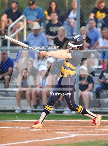 Thumbnail 2 in Cypress Ranch vs. Deer Park (UIL 6A Semifinal) photogallery.