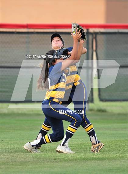 Thumbnail 1 in Cypress Ranch vs. Deer Park (UIL 6A Semifinal) photogallery.