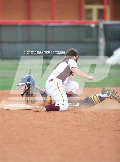 Thumbnail 3 in Cypress Ranch vs. Deer Park (UIL 6A Semifinal) photogallery.