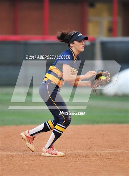 Thumbnail 3 in Cypress Ranch vs. Deer Park (UIL 6A Semifinal) photogallery.