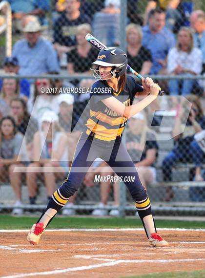 Thumbnail 2 in Cypress Ranch vs. Deer Park (UIL 6A Semifinal) photogallery.