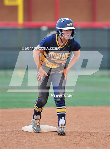 Thumbnail 1 in Cypress Ranch vs. Deer Park (UIL 6A Semifinal) photogallery.