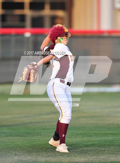 Thumbnail 1 in Cypress Ranch vs. Deer Park (UIL 6A Semifinal) photogallery.