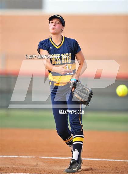 Thumbnail 1 in Cypress Ranch vs. Deer Park (UIL 6A Semifinal) photogallery.