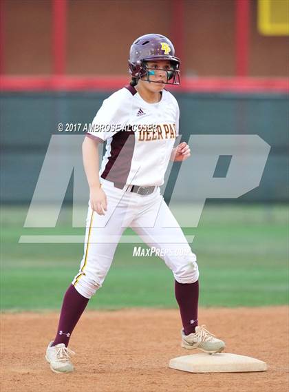 Thumbnail 2 in Cypress Ranch vs. Deer Park (UIL 6A Semifinal) photogallery.