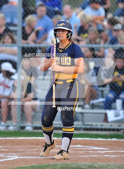 Thumbnail 2 in Cypress Ranch vs. Deer Park (UIL 6A Semifinal) photogallery.