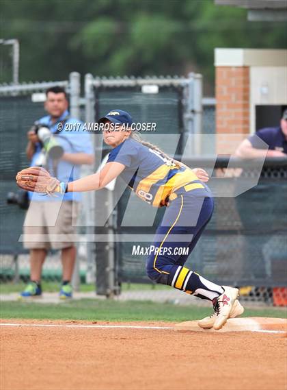 Thumbnail 1 in Cypress Ranch vs. Deer Park (UIL 6A Semifinal) photogallery.
