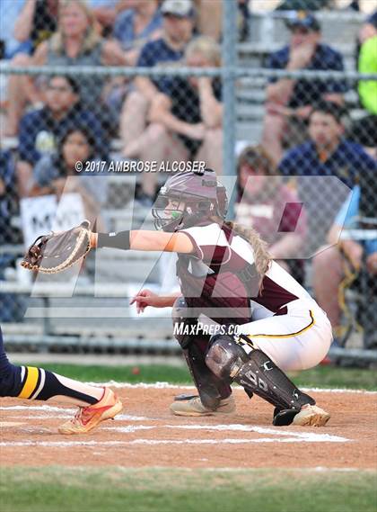 Thumbnail 1 in Cypress Ranch vs. Deer Park (UIL 6A Semifinal) photogallery.