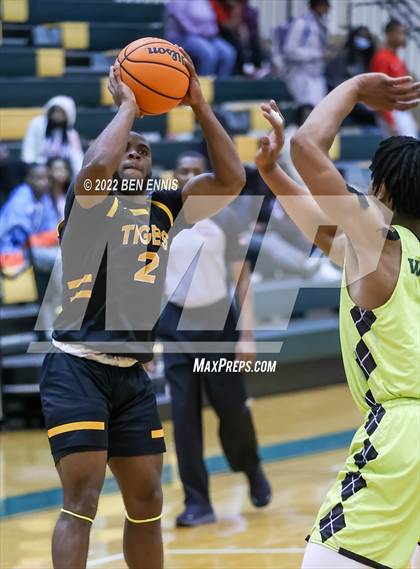 Thumbnail 1 in Harris County vs Griffin (Region 2AAAAA Boys Semi-Final) photogallery.