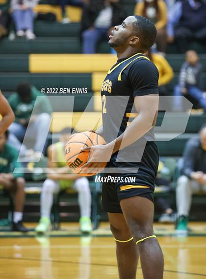 Thumbnail 2 in Harris County vs Griffin (Region 2AAAAA Boys Semi-Final) photogallery.