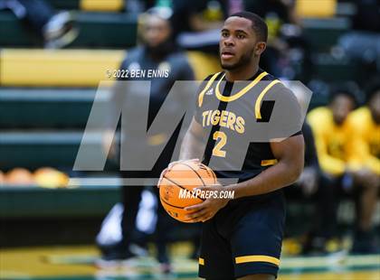 Thumbnail 3 in Harris County vs Griffin (Region 2AAAAA Boys Semi-Final) photogallery.