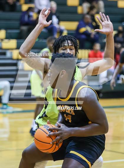 Thumbnail 1 in Harris County vs Griffin (Region 2AAAAA Boys Semi-Final) photogallery.
