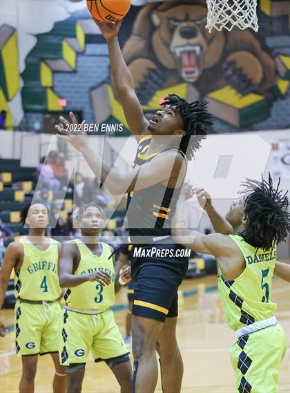 Thumbnail 3 in Harris County vs Griffin (Region 2AAAAA Boys Semi-Final) photogallery.