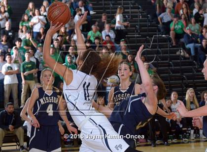 Thumbnail 1 in Mission Prep vs. Flintridge Prep (CIF SS D5AA Final) photogallery.