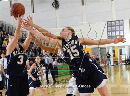 Thumbnail 2 in Mission Prep vs. Flintridge Prep (CIF SS D5AA Final) photogallery.