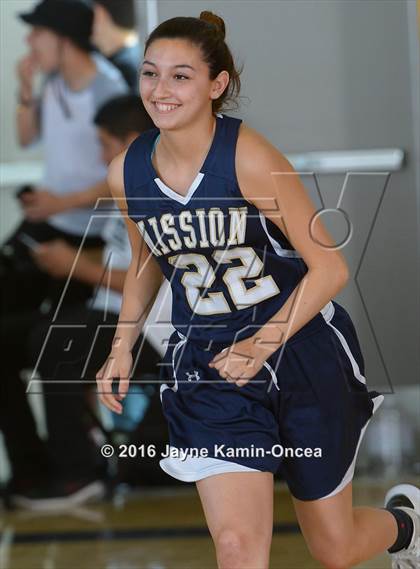 Thumbnail 3 in Mission Prep vs. Flintridge Prep (CIF SS D5AA Final) photogallery.